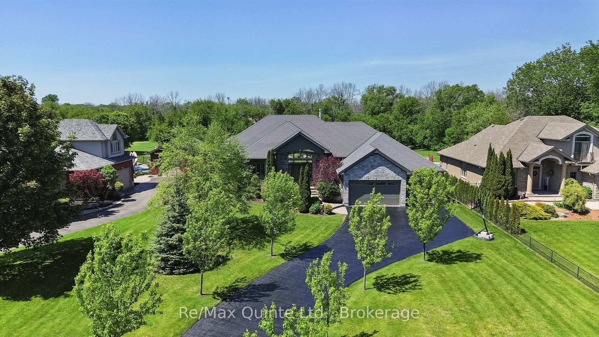 Photo 4 of 54 Settlers Landing Drive, Quinte West, Sidney Ward — HOMEH