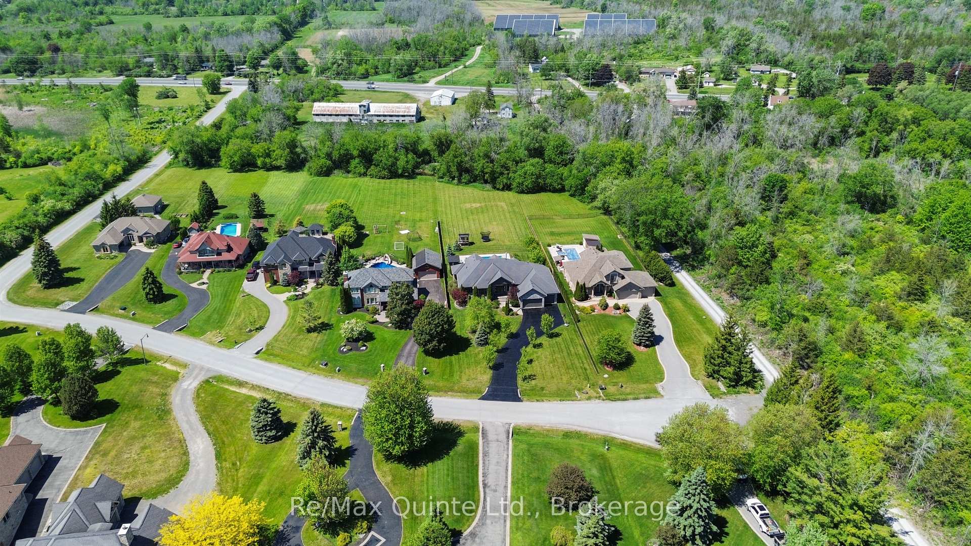 Photo 5 of 54 Settlers Landing Drive, Quinte West, Sidney Ward — HOMEH