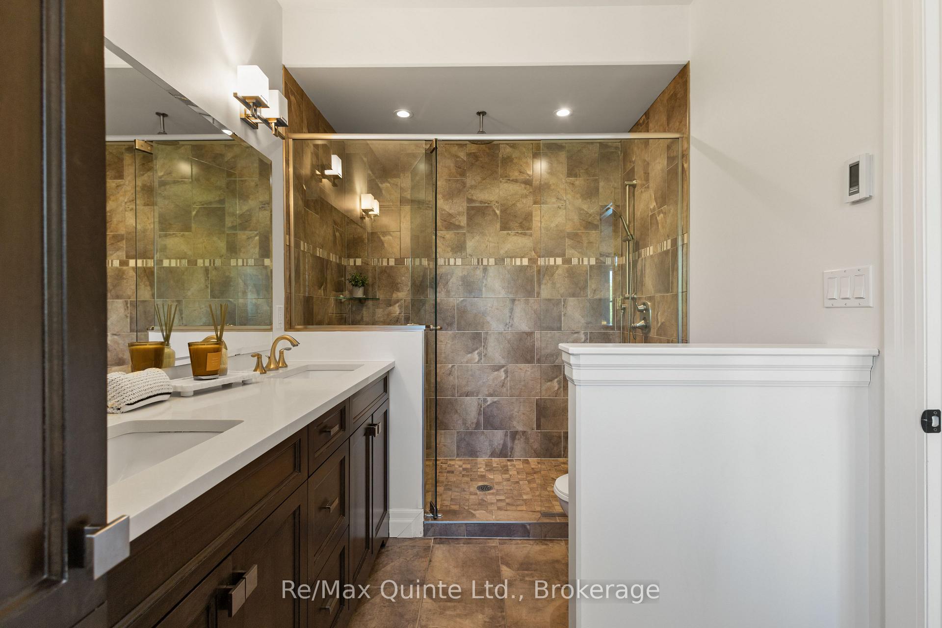 Photo 30 of 54 Settlers Landing Drive, Quinte West, Sidney Ward — HOMEH