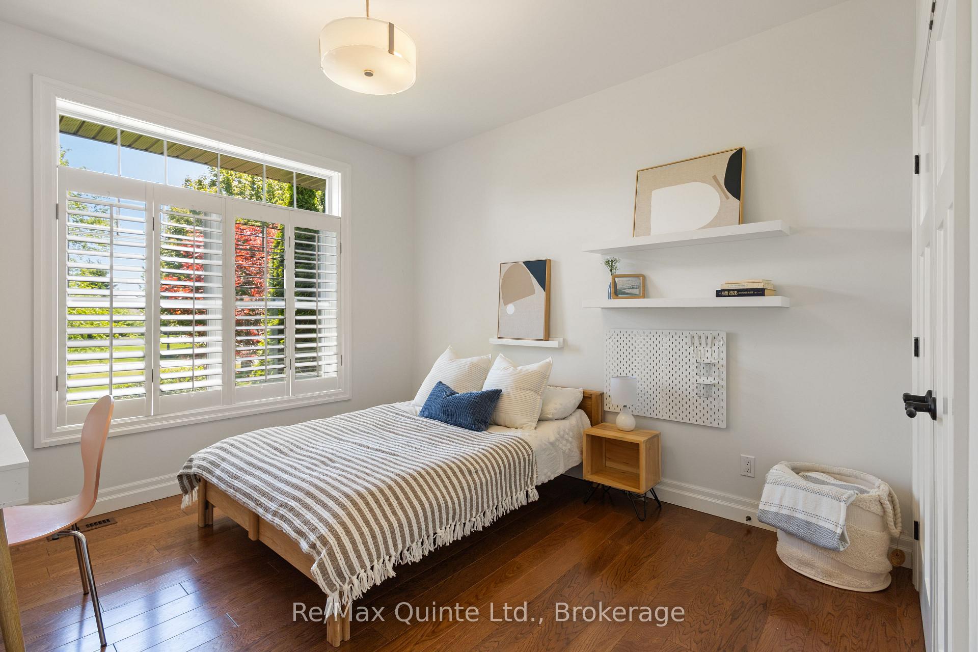 Photo 34 of 54 Settlers Landing Drive, Quinte West, Sidney Ward — HOMEH