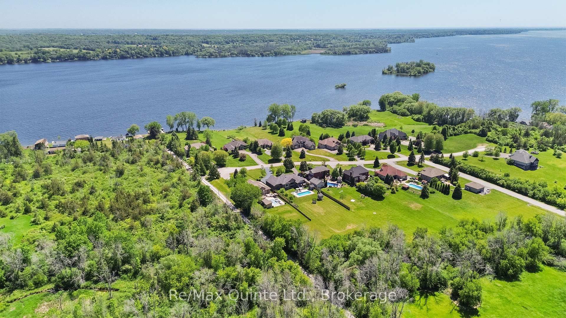 Photo 49 of 54 Settlers Landing Drive, Quinte West, Sidney Ward — HOMEH