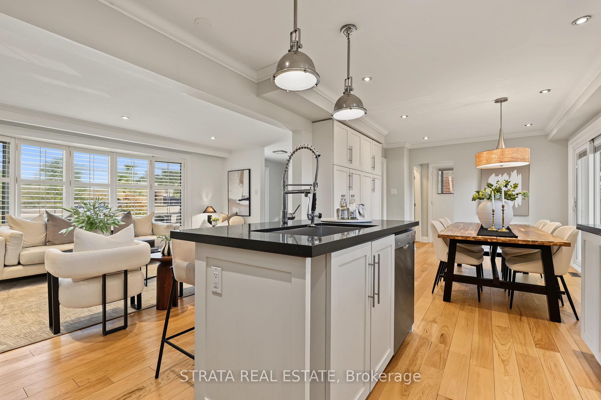 Photo 12 of 36 Hawthorne Road, Etobicoke, Kingsview Village-The Westway — HOMEH