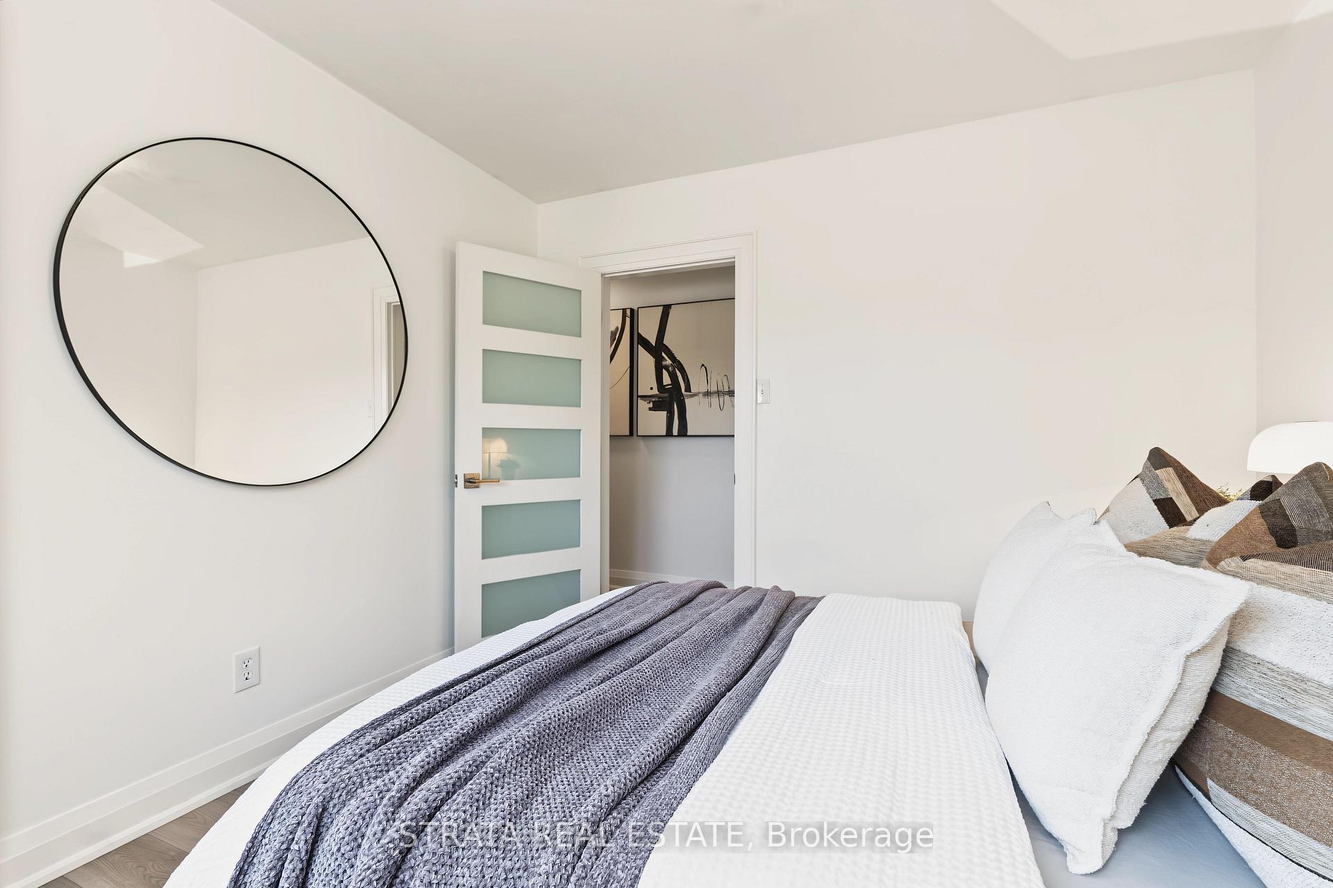 Photo 29 of 36 Hawthorne Road, Etobicoke, Kingsview Village-The Westway — HOMEH