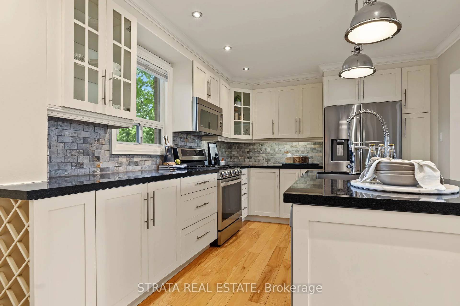 Photo 36 of 36 Hawthorne Road, Etobicoke, Kingsview Village-The Westway — HOMEH