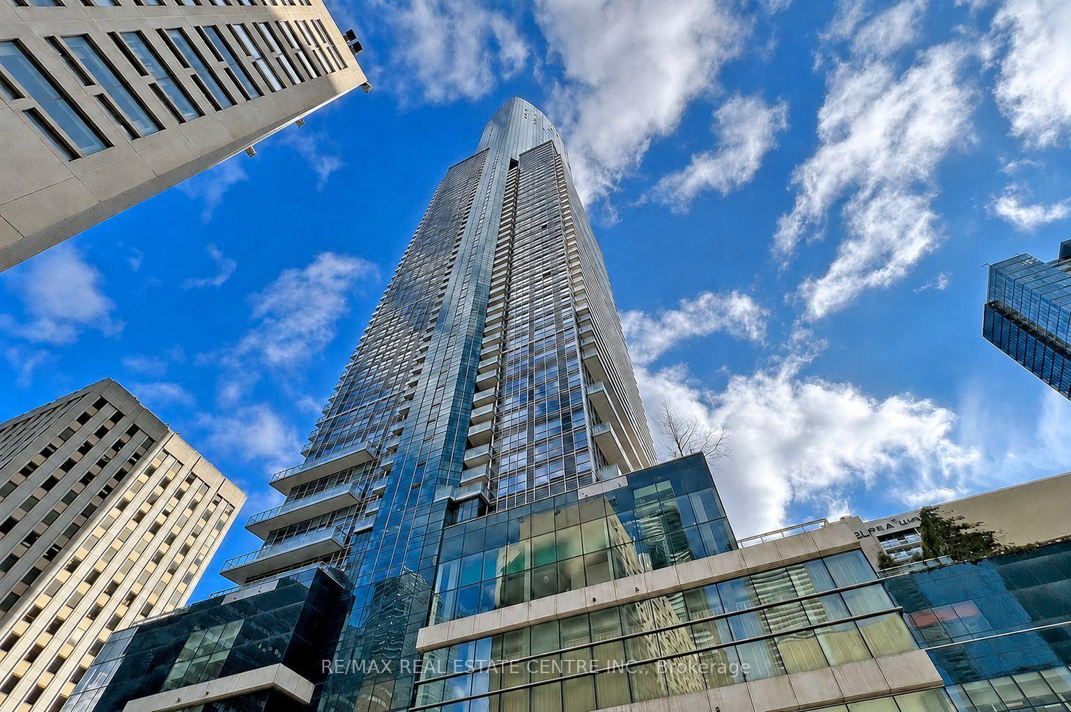 Photo 17 of Unit 5007, 386 Yonge Street, Toronto, Bay Street Corridor — HOMEH
