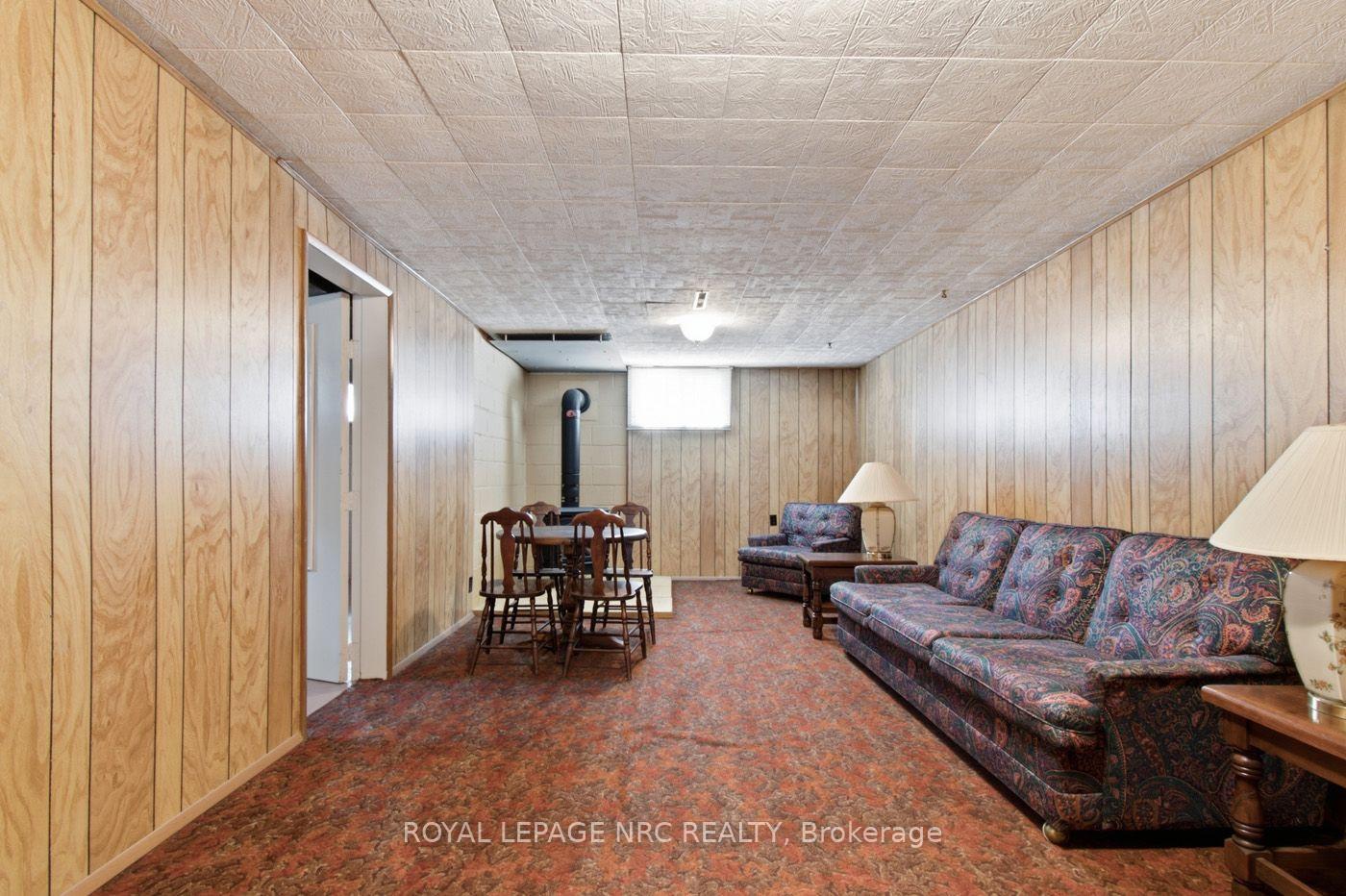 Photo 25 of 131 Joyce Avenue, Welland, Lincoln/Crowland — HOMEH