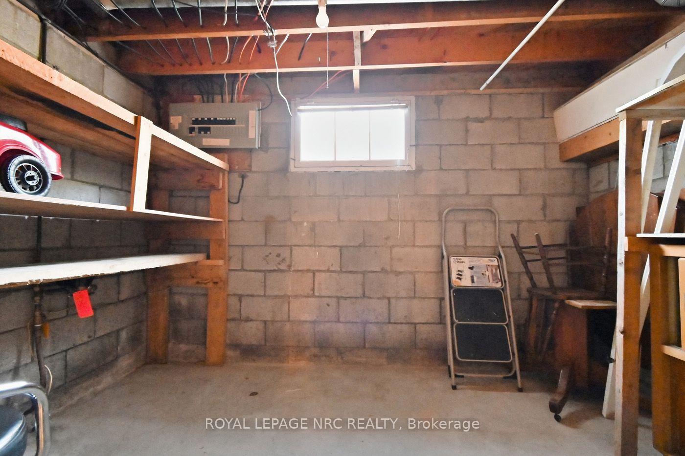 Photo 26 of 131 Joyce Avenue, Welland, Lincoln/Crowland — HOMEH