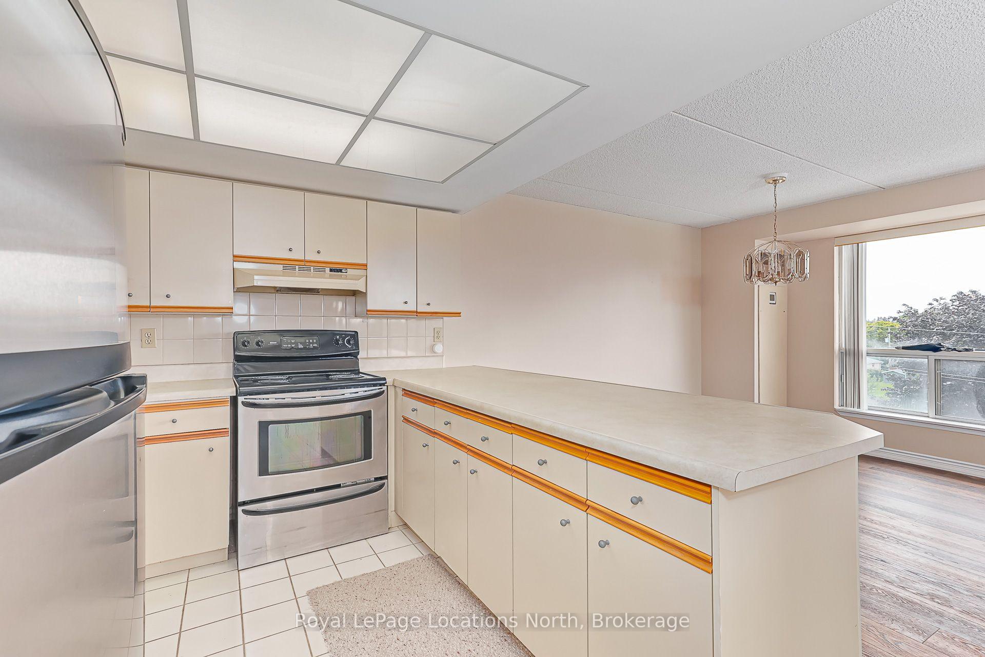 Photo 10 of Unit 406, 172 Eighth Street, Collingwood — HOMEH