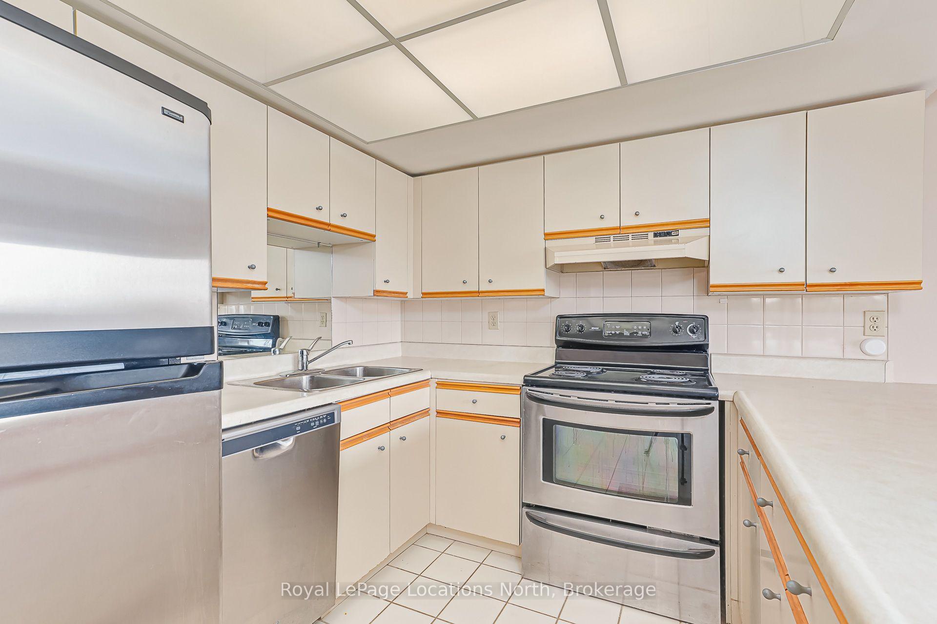 Photo 11 of Unit 406, 172 Eighth Street, Collingwood — HOMEH
