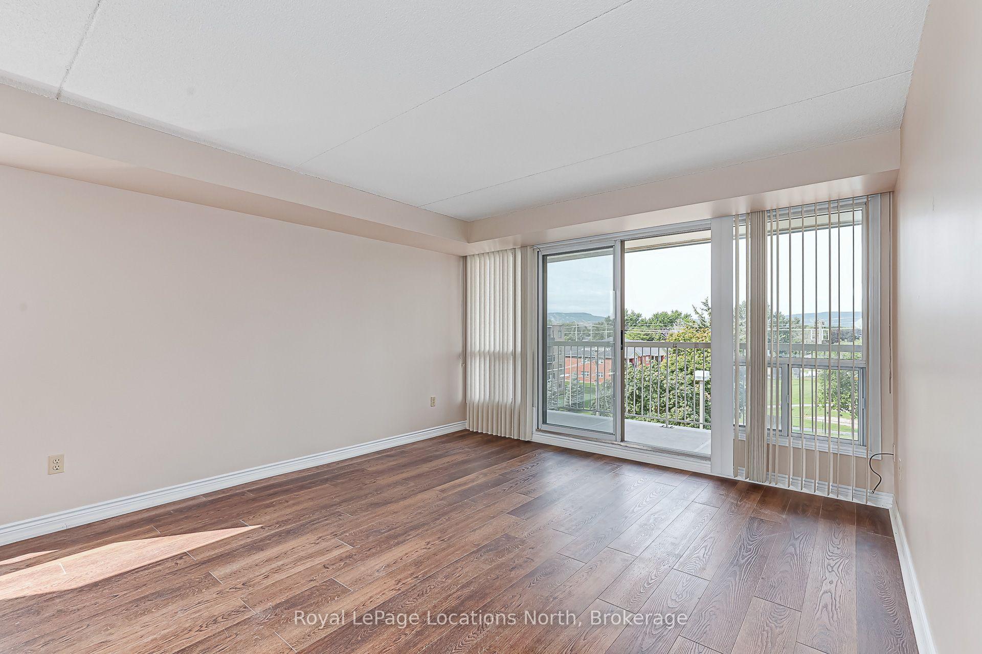 Photo 15 of Unit 406, 172 Eighth Street, Collingwood — HOMEH