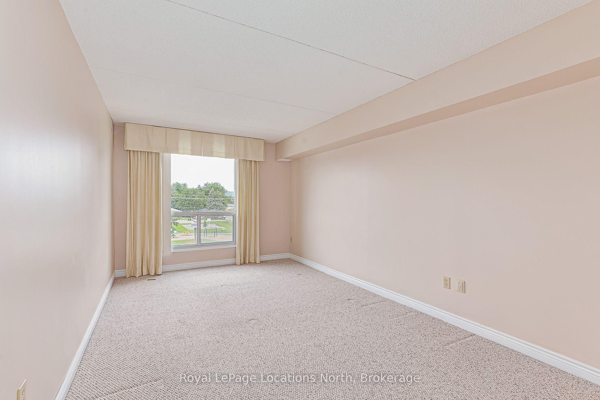 Photo 19 of Unit 406, 172 Eighth Street, Collingwood — HOMEH