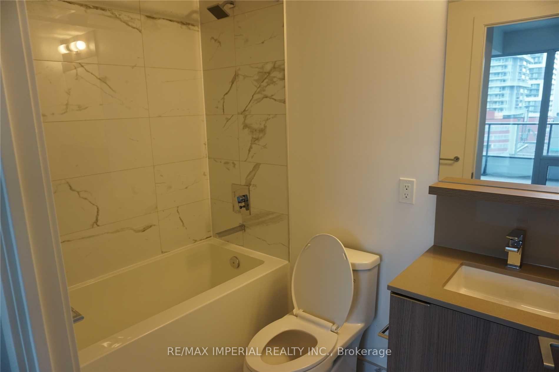 Photo 14 of Unit 1516, 85 Wood Street, Toronto, Church-Yonge Corridor — HOMEH