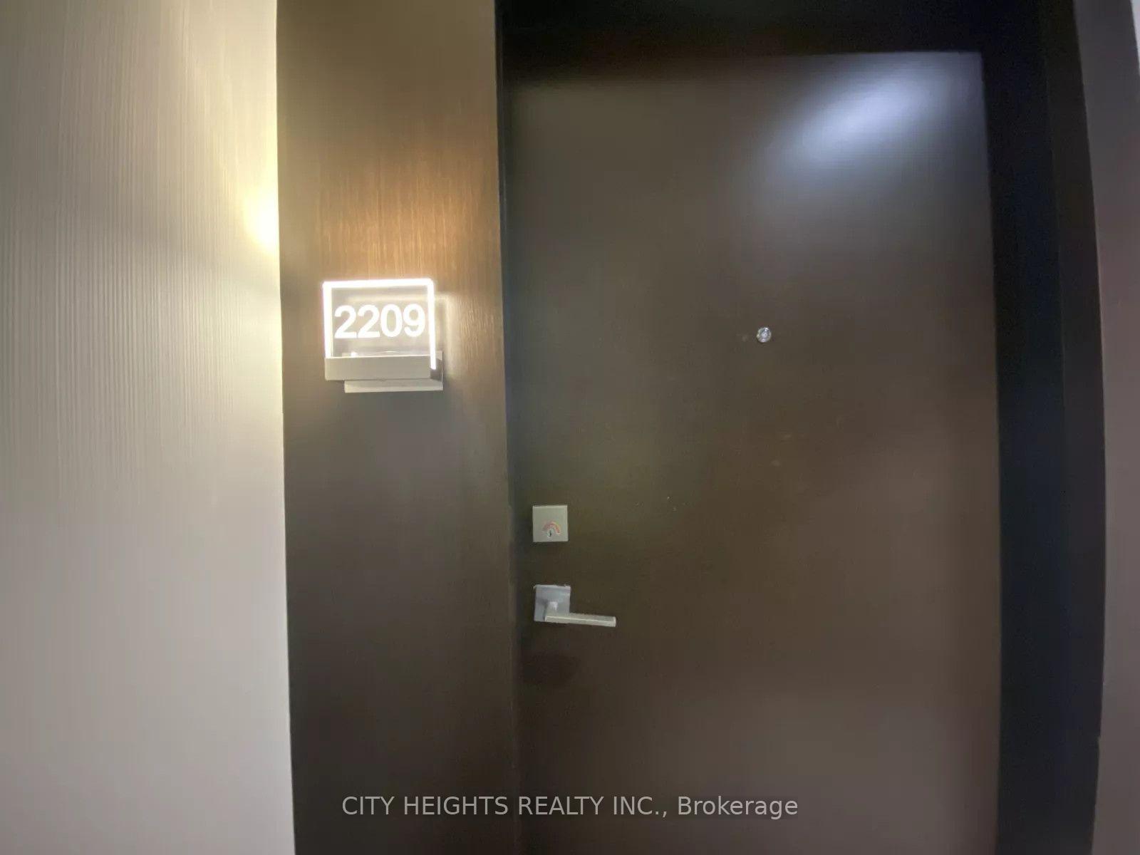 Photo 9 of Unit 2209, 2221 Yonge Street, Toronto, Mount Pleasant West — HOMEH