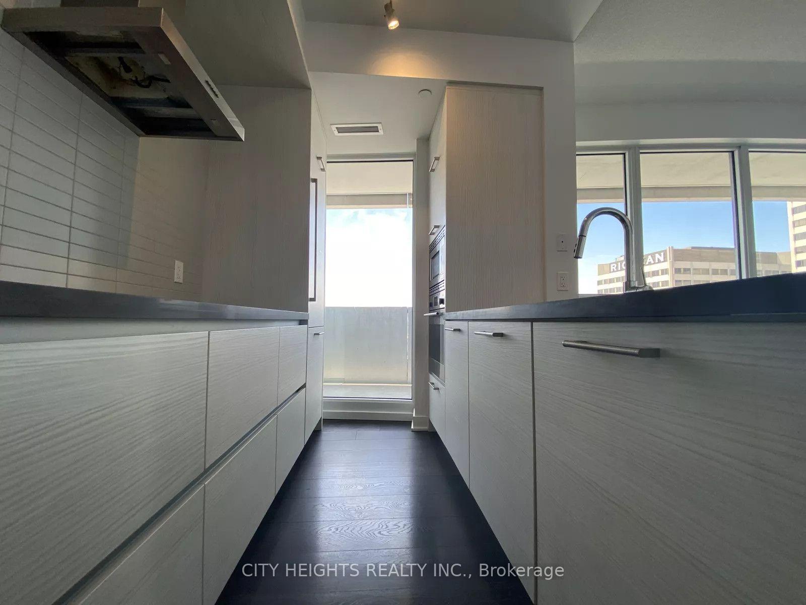 Photo 10 of Unit 2209, 2221 Yonge Street, Toronto, Mount Pleasant West — HOMEH