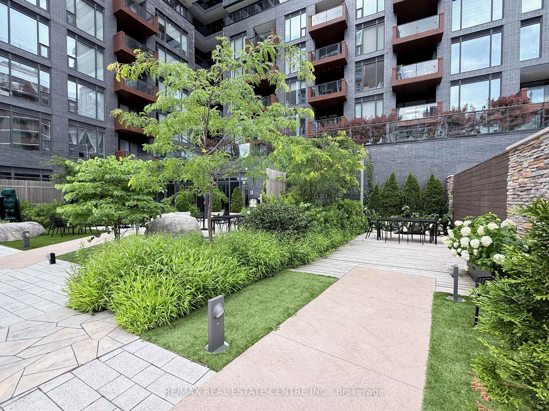 Photo 42 of Unit 1507, 21 Park Street E, Mississauga, Port Credit — HOMEH