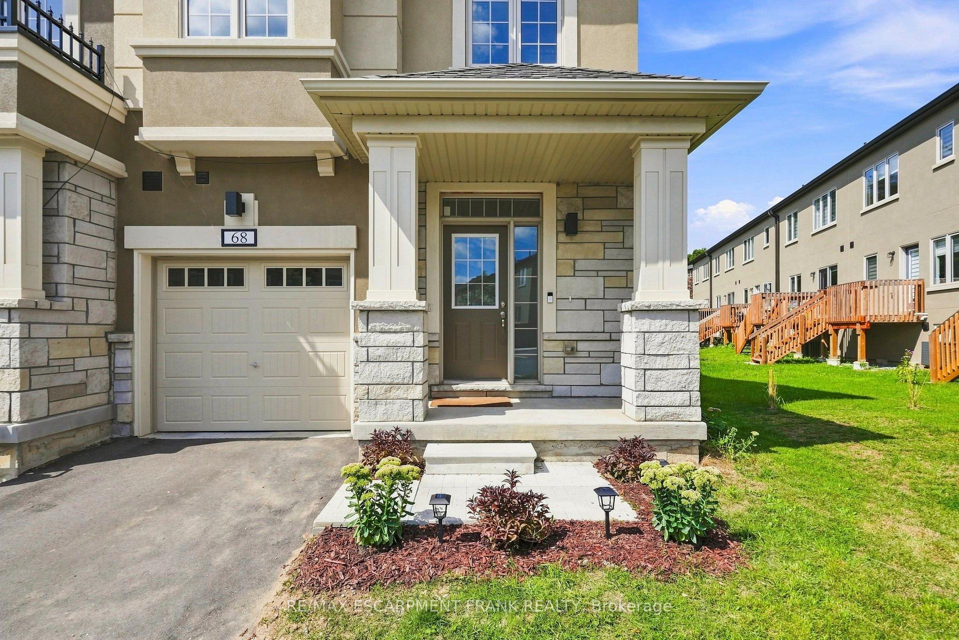 Photo 4 of Unit 68, 305 Garner Road W, Hamilton, Ancaster — HOMEH