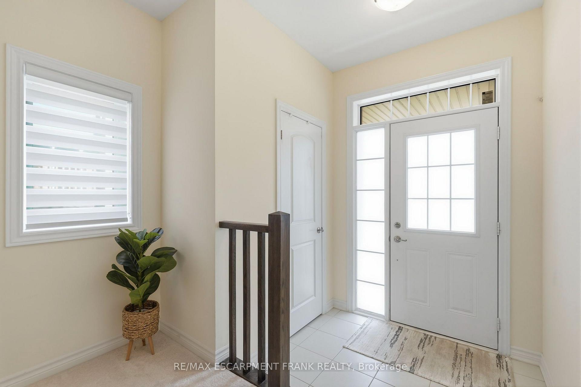 Photo 5 of Unit 68, 305 Garner Road W, Hamilton, Ancaster — HOMEH