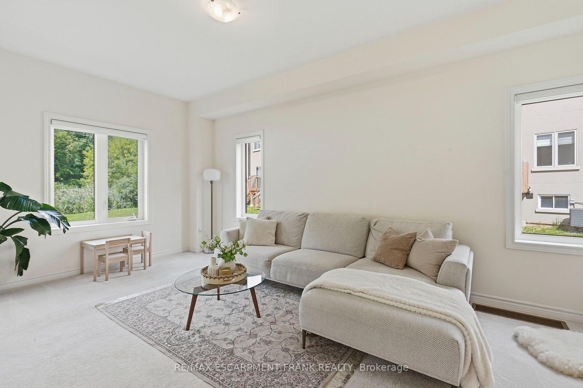 Photo 8 of Unit 68, 305 Garner Road W, Hamilton, Ancaster — HOMEH