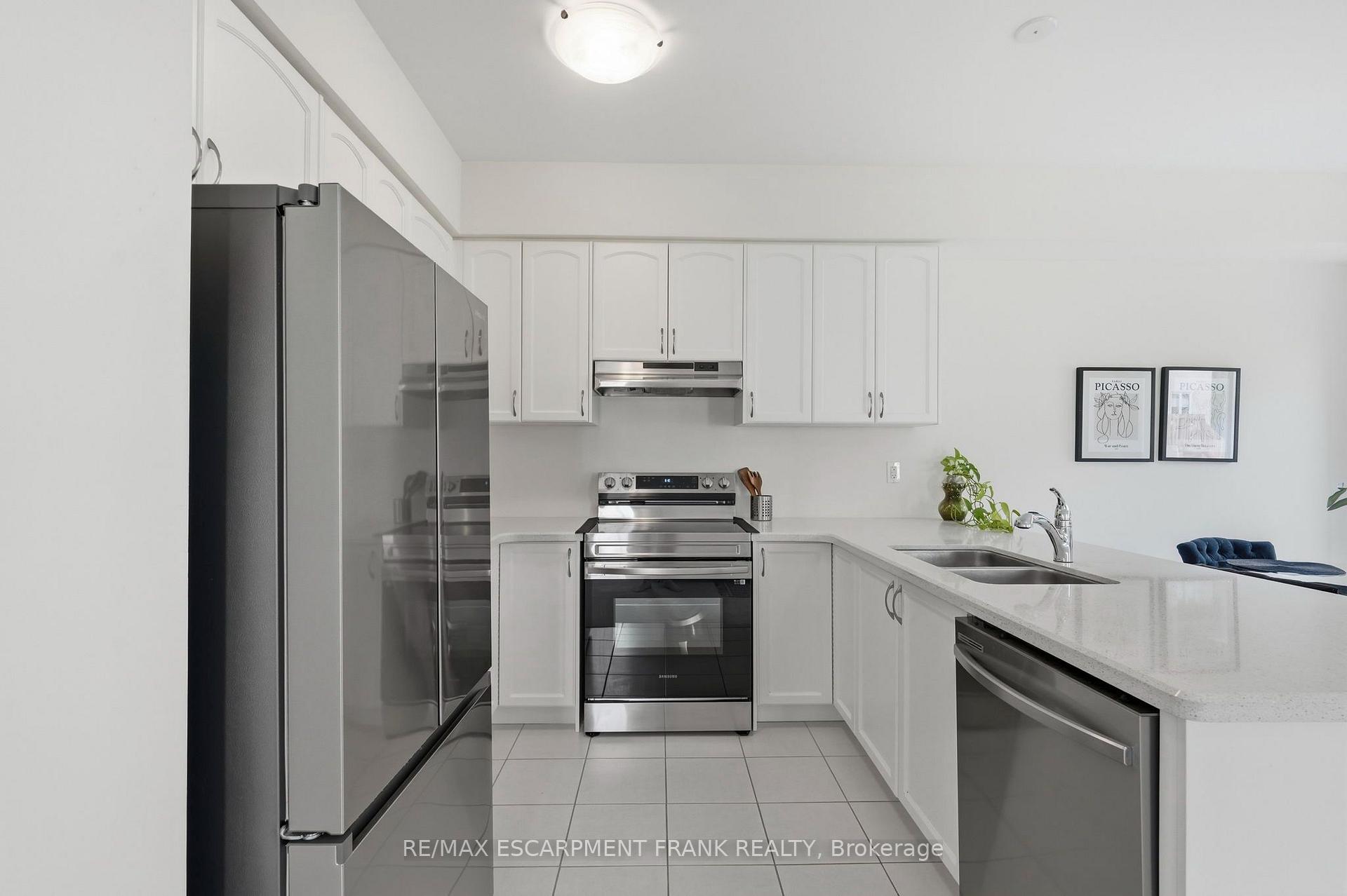 Photo 20 of Unit 68, 305 Garner Road W, Hamilton, Ancaster — HOMEH