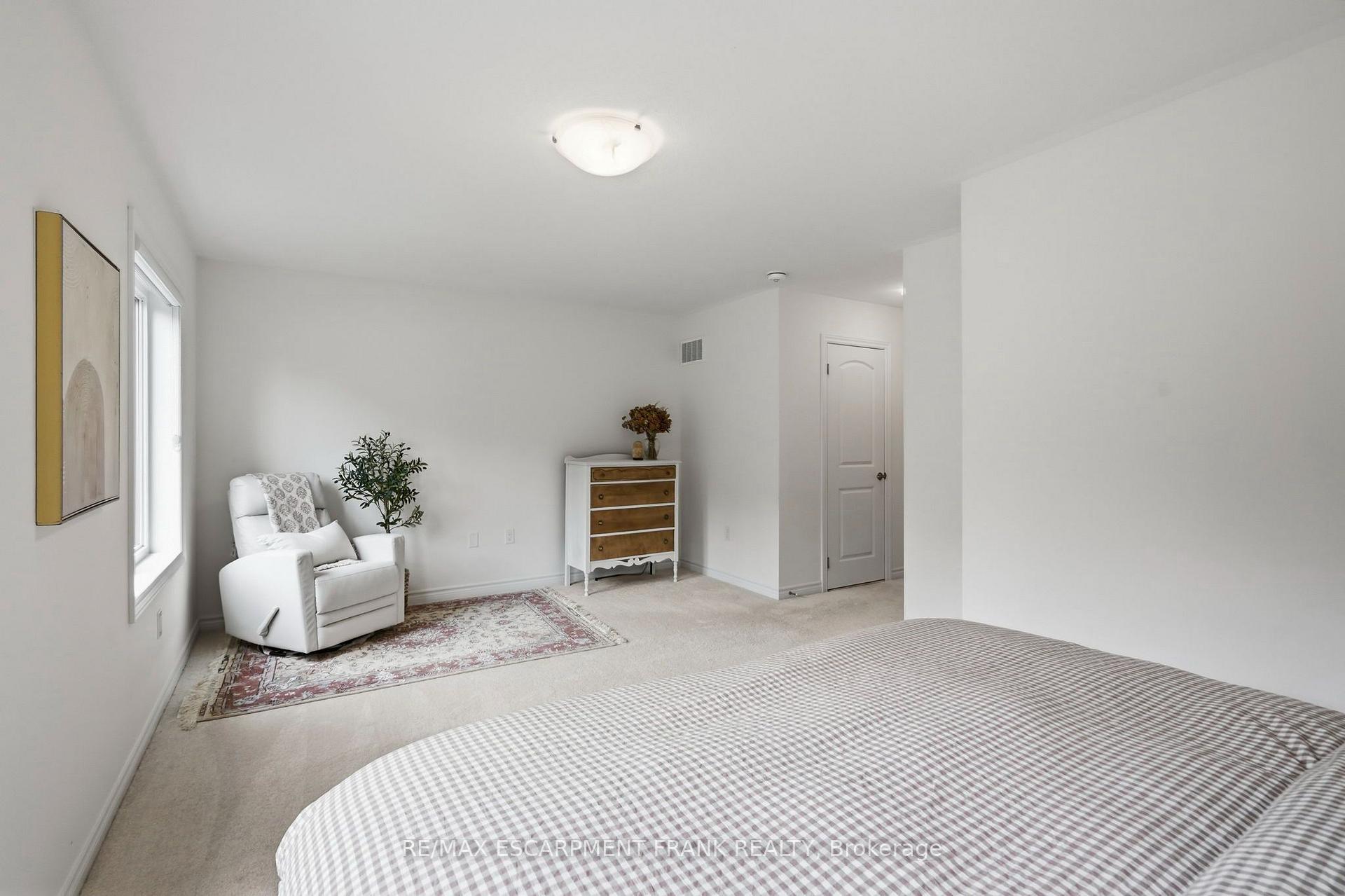 Photo 32 of Unit 68, 305 Garner Road W, Hamilton, Ancaster — HOMEH