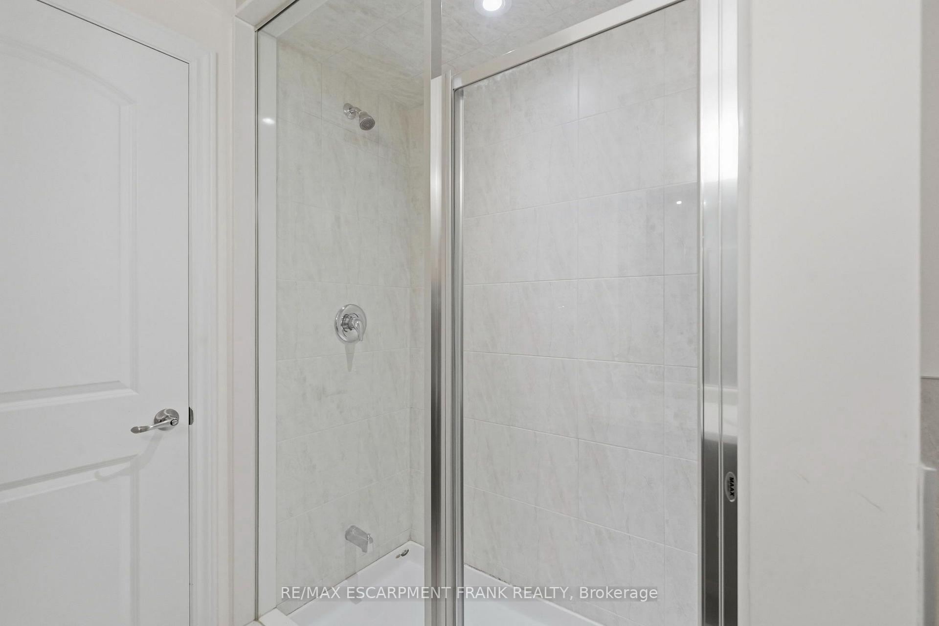 Photo 40 of Unit 68, 305 Garner Road W, Hamilton, Ancaster — HOMEH