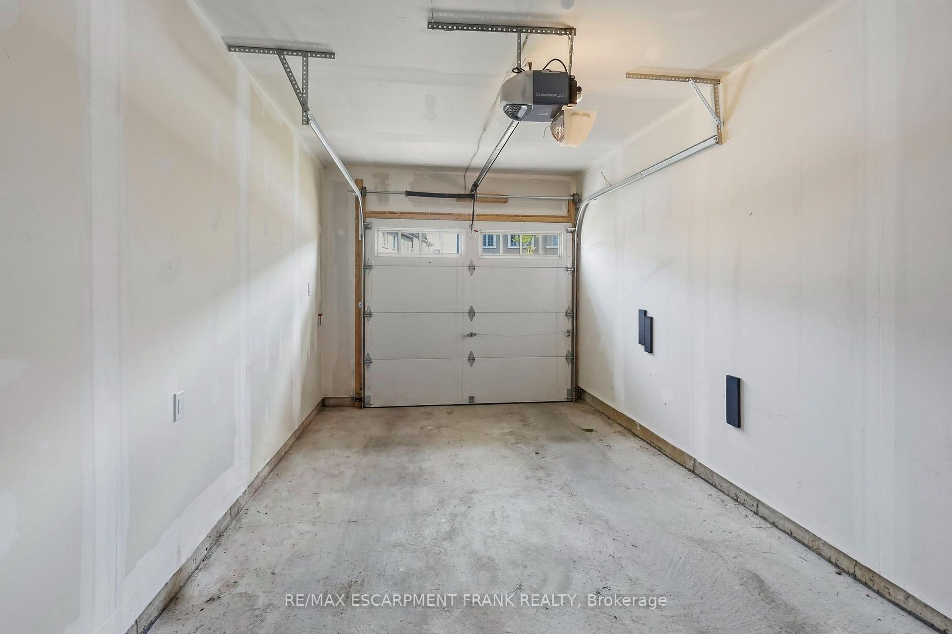 Photo 43 of Unit 68, 305 Garner Road W, Hamilton, Ancaster — HOMEH