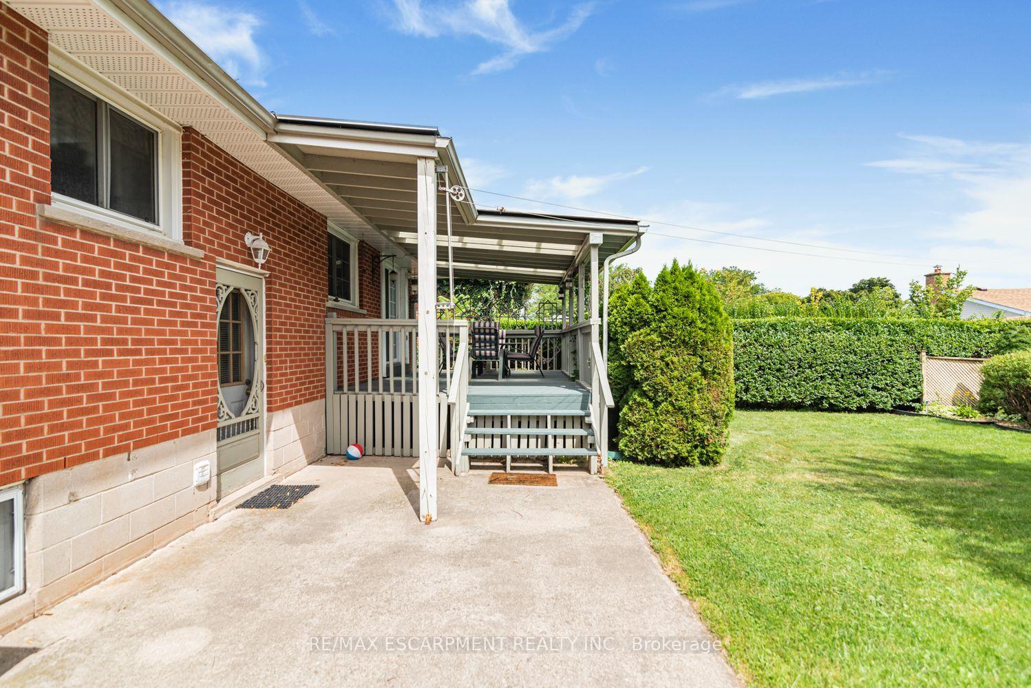 Photo 30 of 37 Lorne Avenue, Grimsby, Grimsby Beach — HOMEH