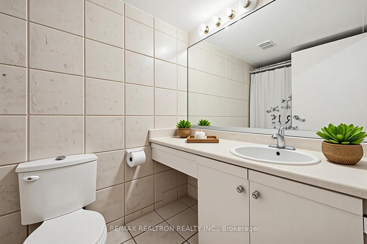 Photo 11 of Unit 903, 236 Albion Road, Etobicoke, Elms-Old Rexdale — HOMEH