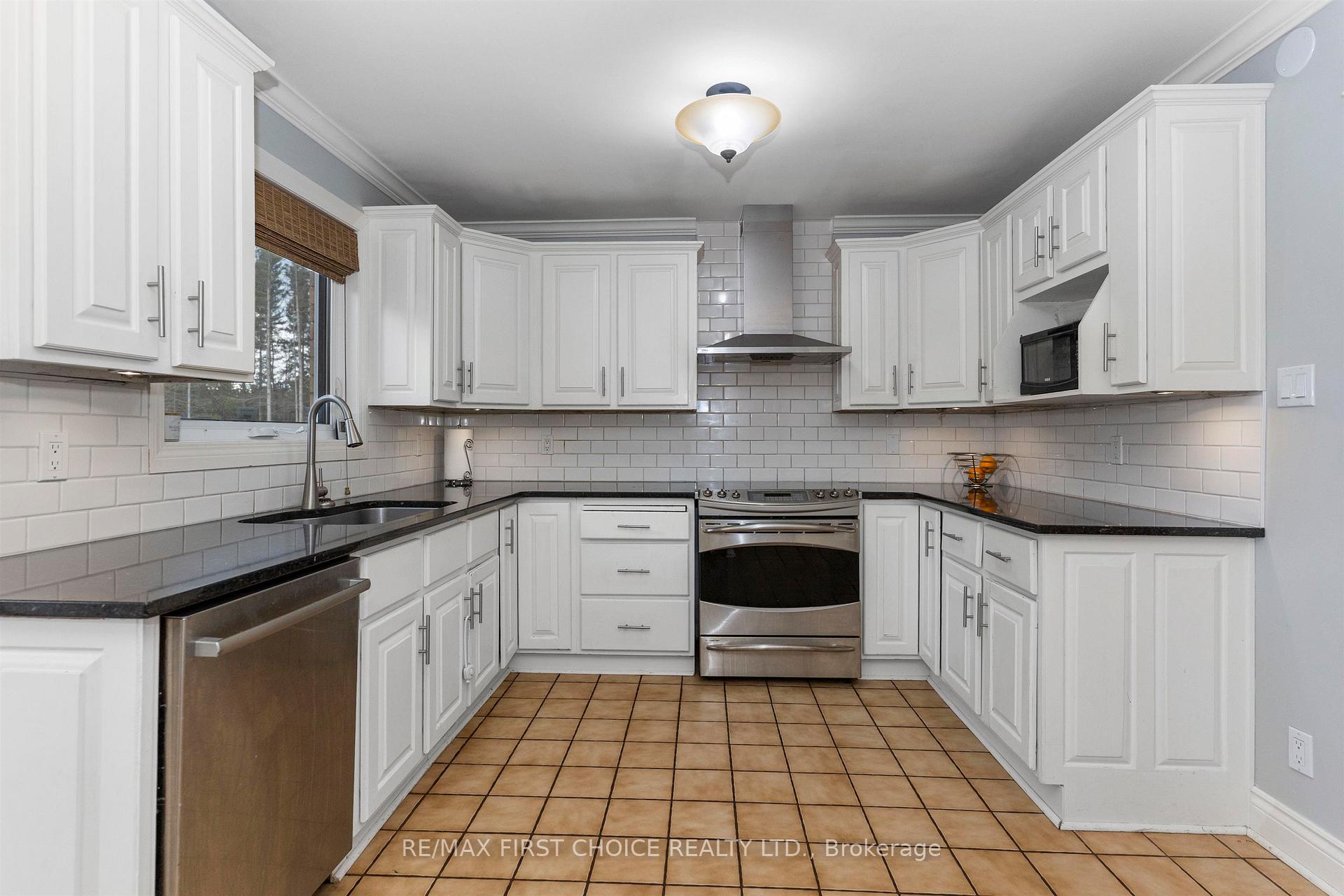 Photo 2 of 2190 25th Side Road, Thunder Bay, Rosslyn Road — HOMEH