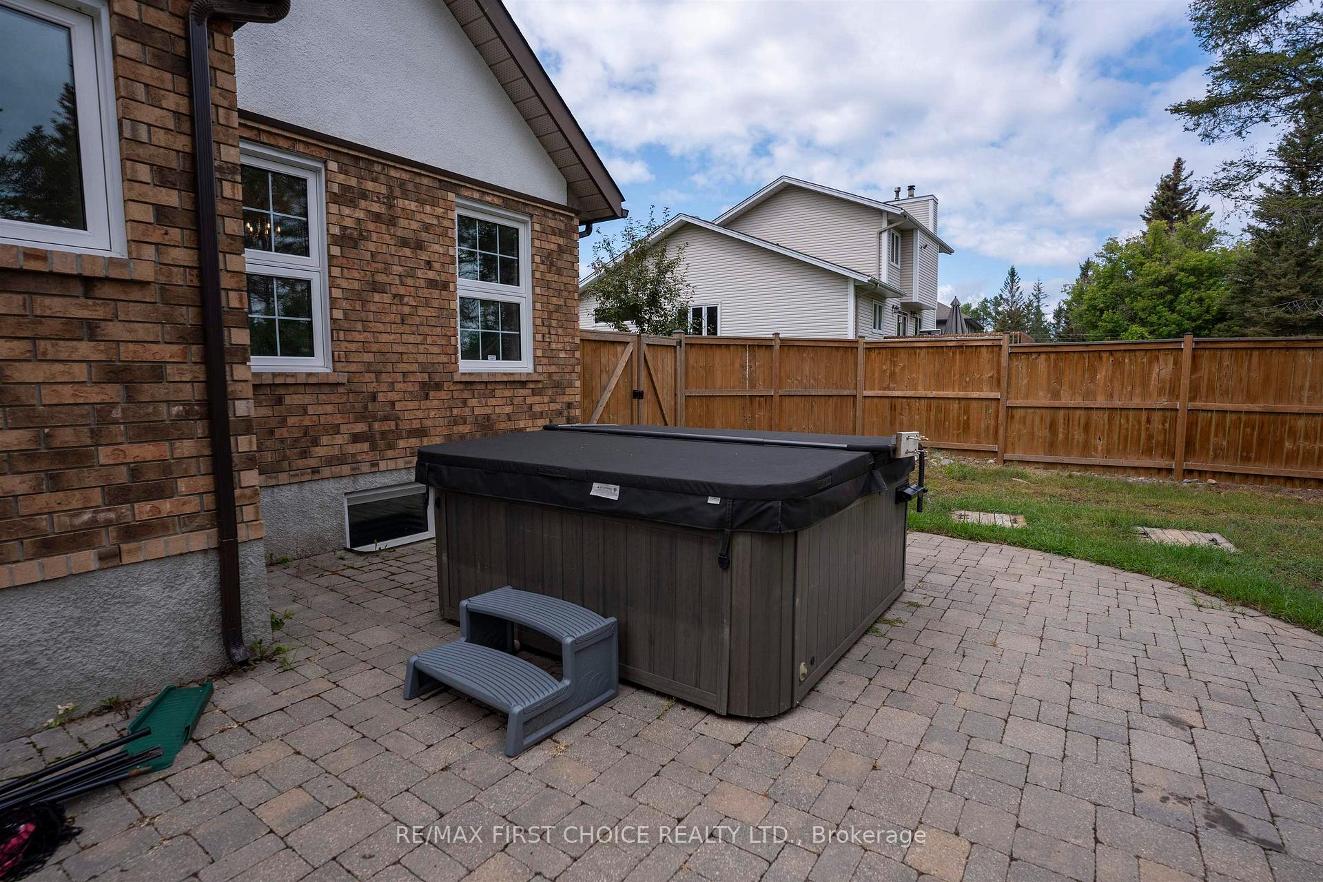 Photo 30 of 2190 25th Side Road, Thunder Bay, Rosslyn Road — HOMEH