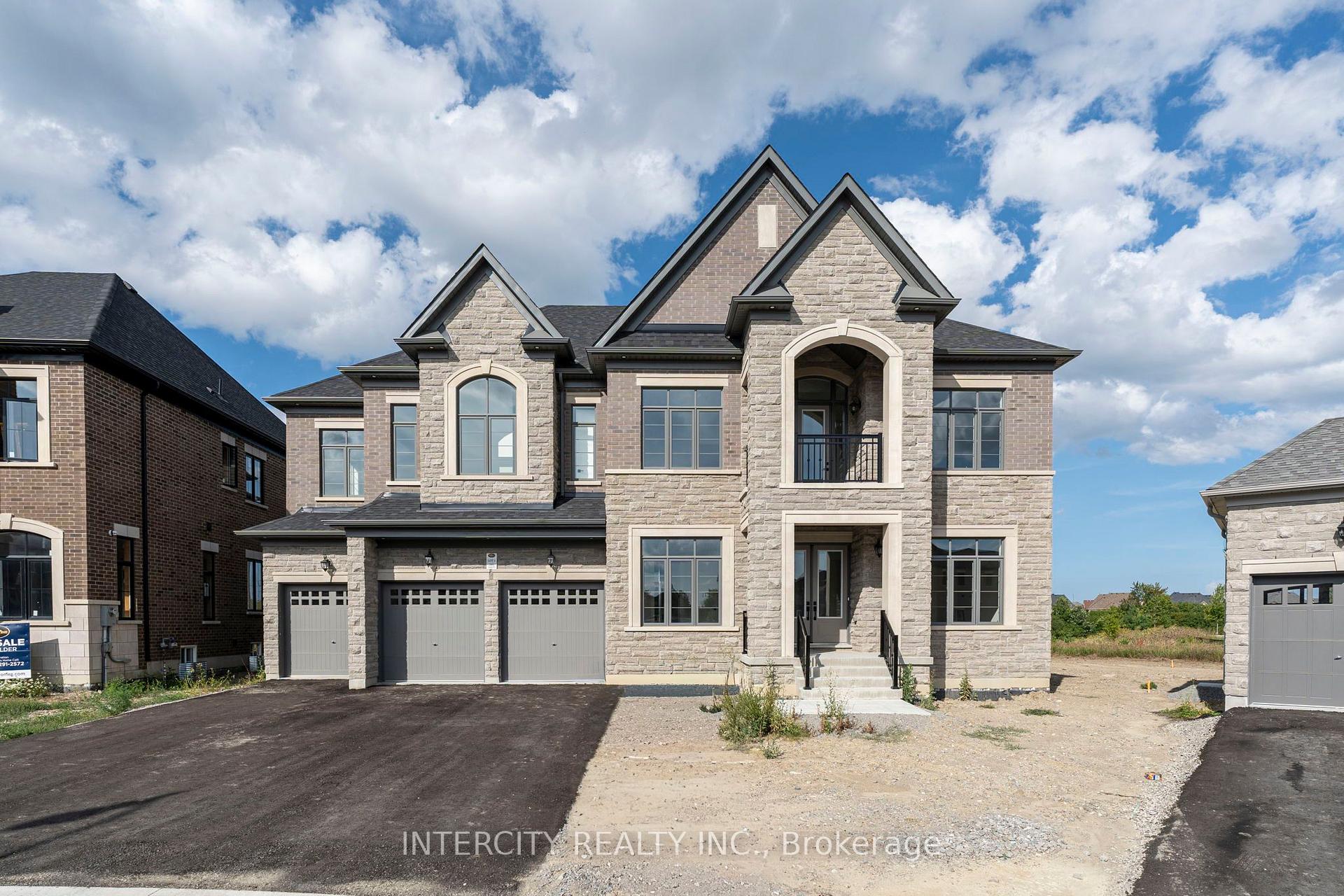 Photo 2 of 20 Gold Bottom Crescent, Brampton, Toronto Gore Rural Estate — HOMEH