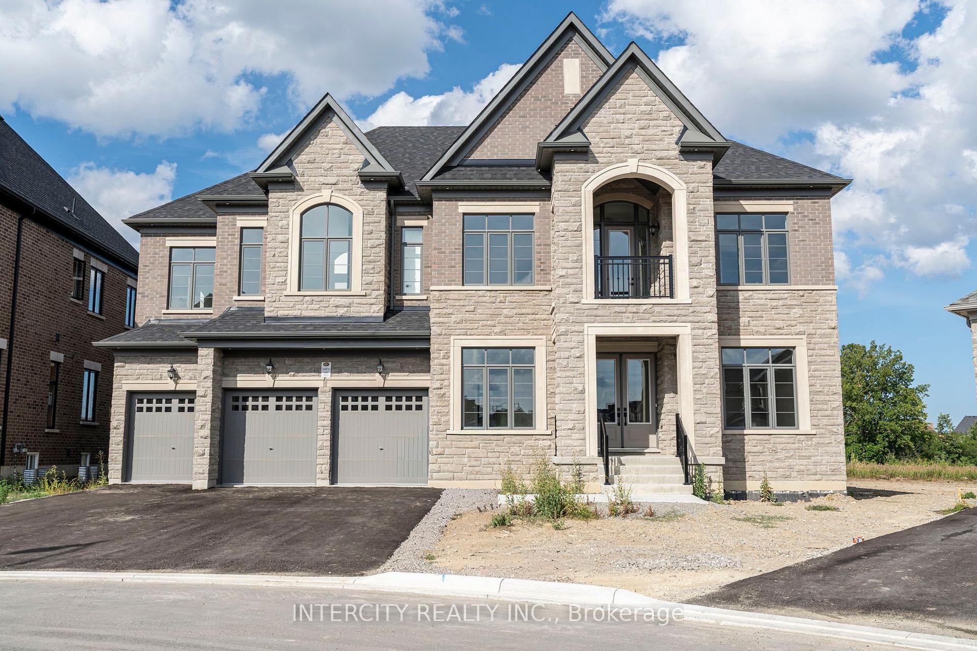 Photo 3 of 20 Gold Bottom Crescent, Brampton, Toronto Gore Rural Estate — HOMEH