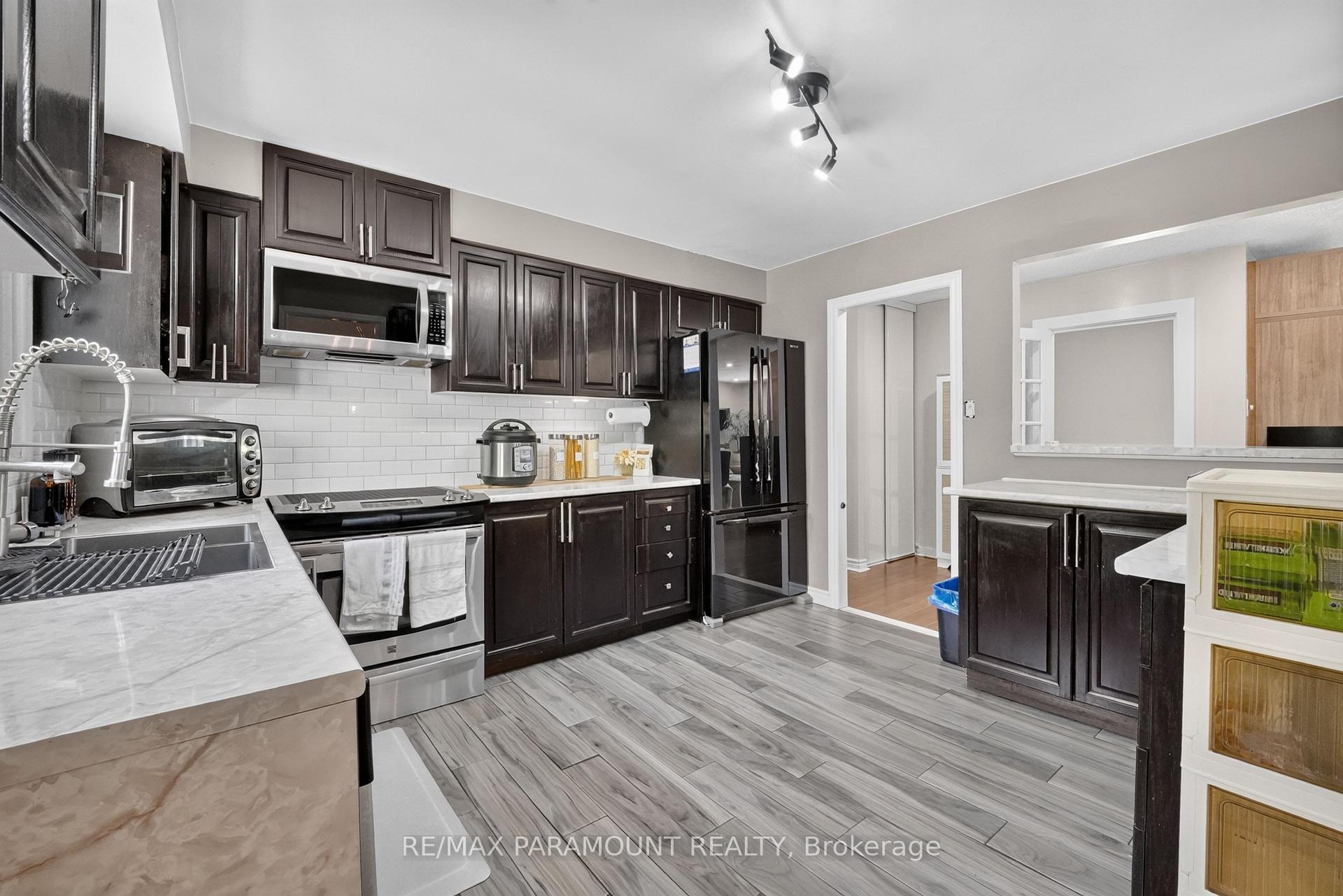 Photo 18 of 226 Rutherford Road N, Brampton, Madoc — HOMEH