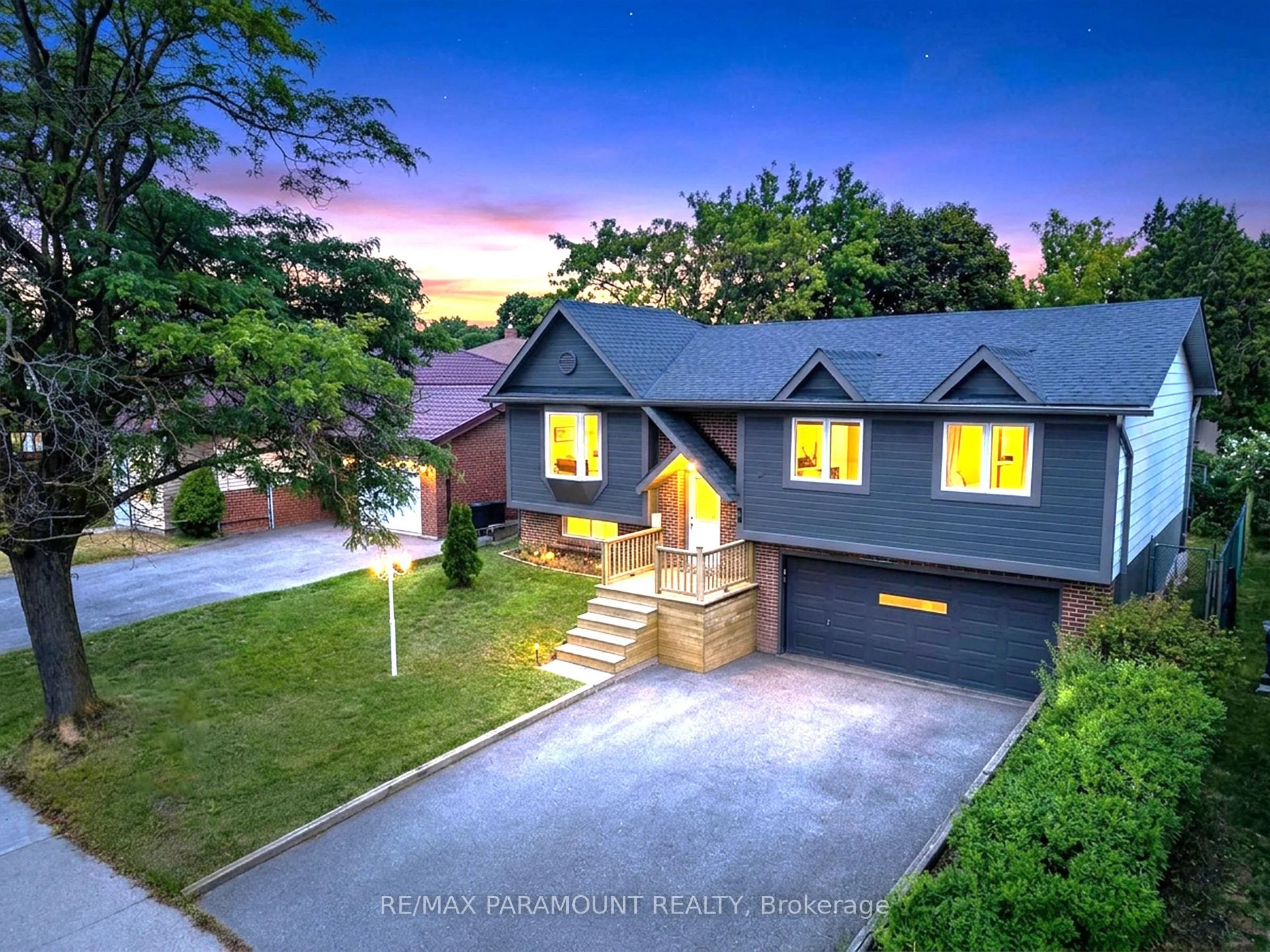 Photo 2 of 226 Rutherford Road N, Brampton, Madoc — HOMEH