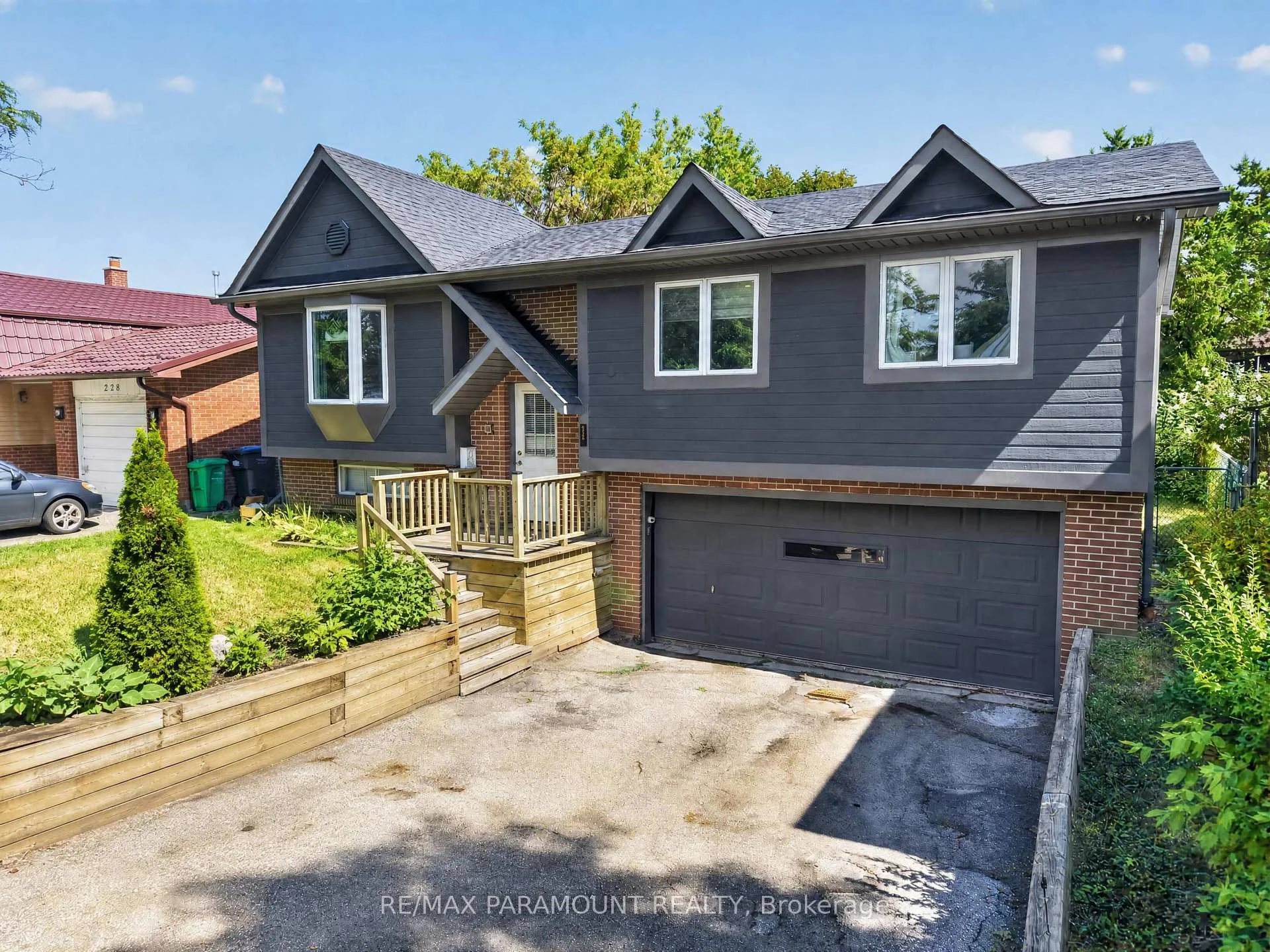 Photo 5 of 226 Rutherford Road N, Brampton, Madoc — HOMEH