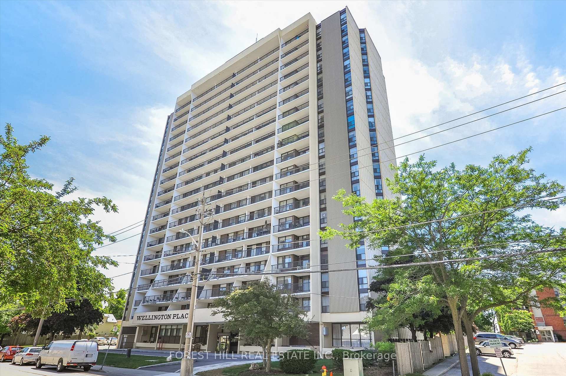 Photo 1 of Unit 1801, 81 Church Street, Kitchener, Cedar Hill — HOMEH