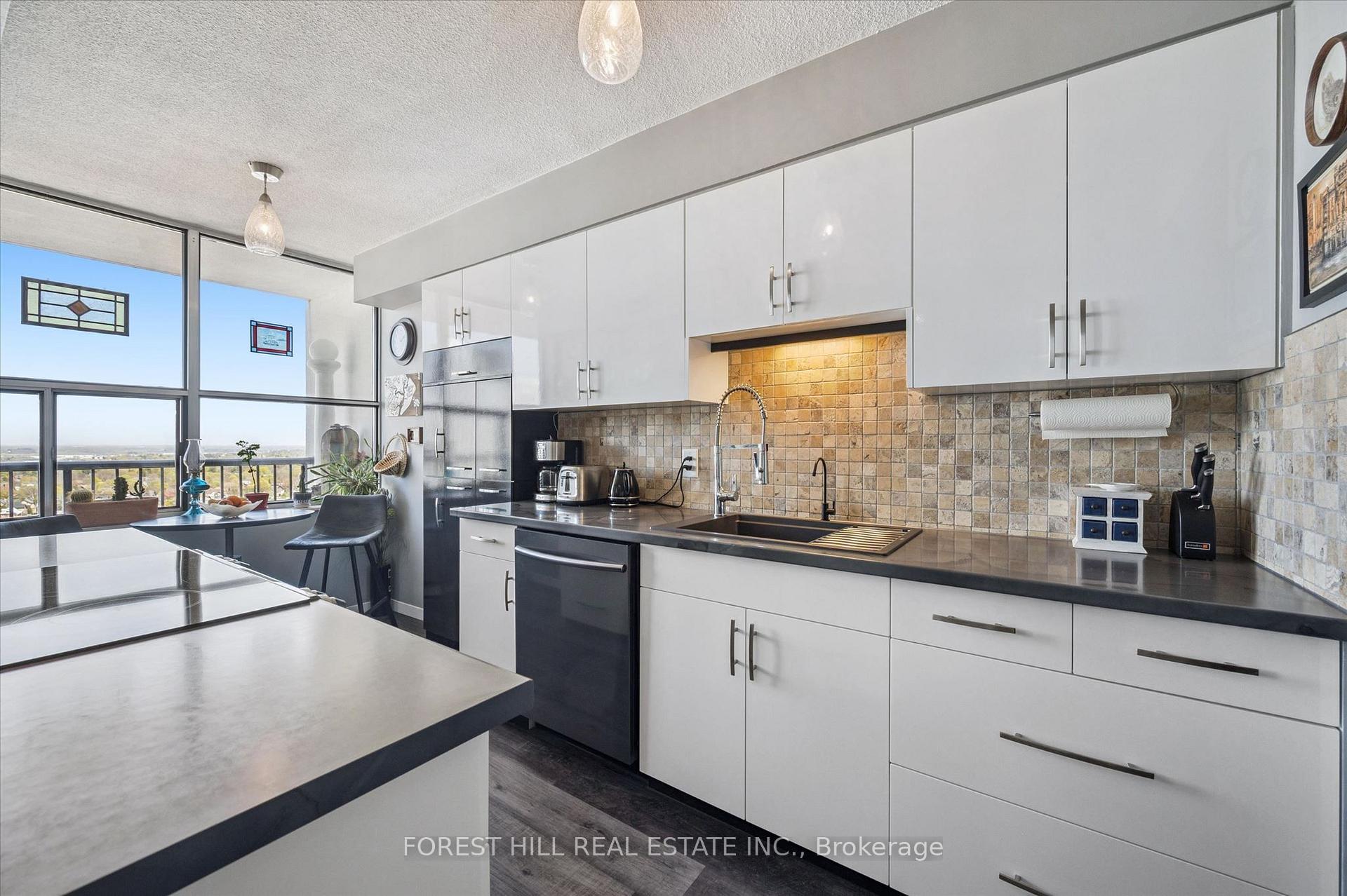Photo 18 of Unit 1801, 81 Church Street, Kitchener, Cedar Hill — HOMEH