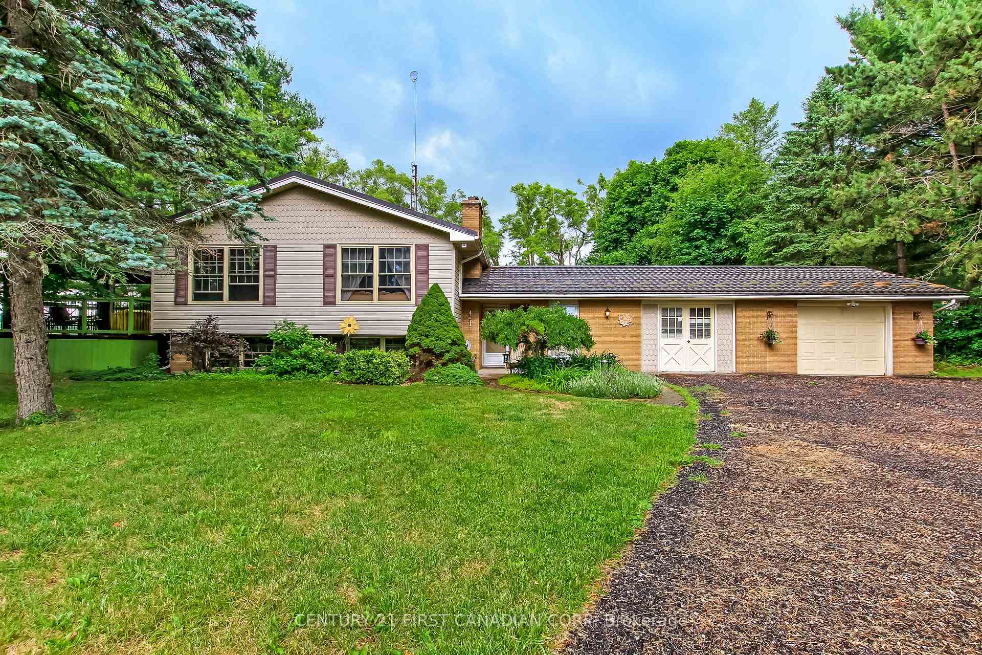 Photo of 6892 Century Drive