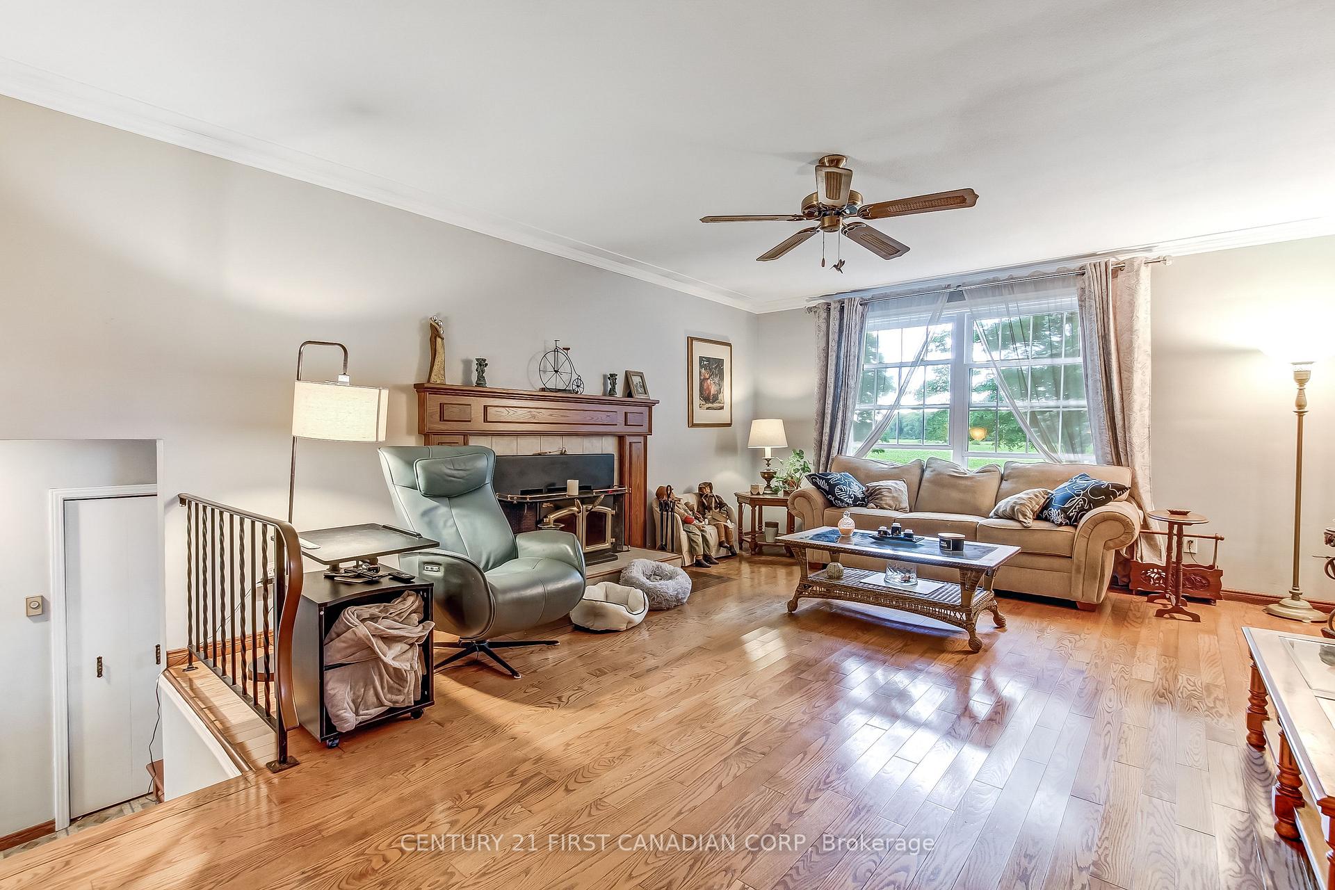 Photo 4 of 6892 Century Drive, Strathroy-Caradoc, Rural Strathroy-Caradoc — HOMEH