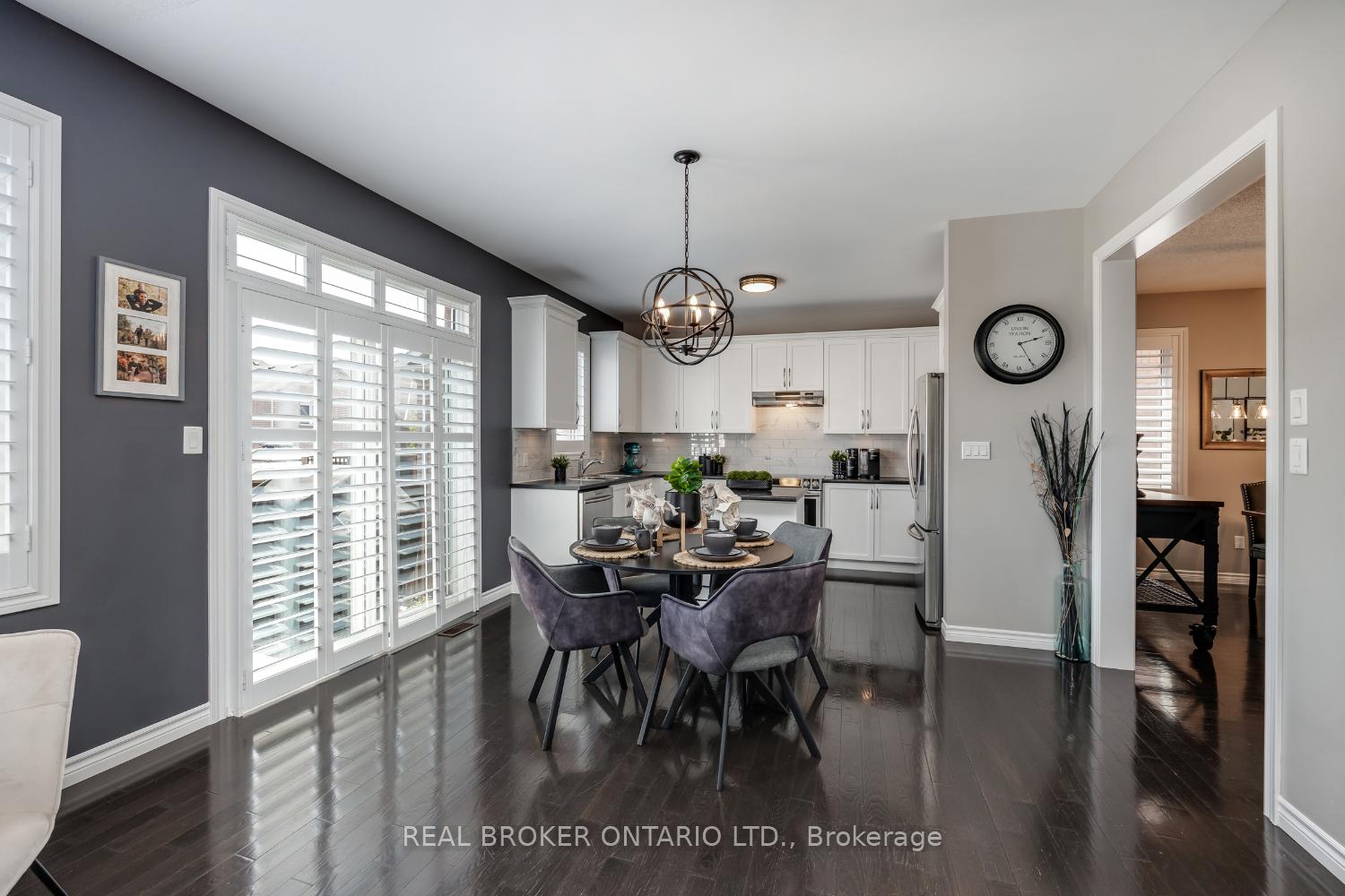 Photo 12 of 94 Sumersford Drive, Clarington, Bowmanville — HOMEH