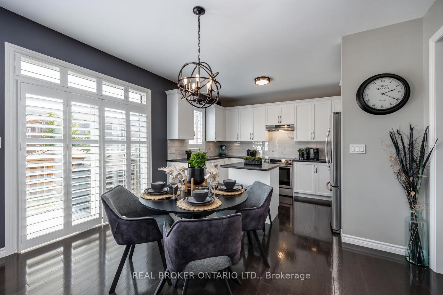 Photo 13 of 94 Sumersford Drive, Clarington, Bowmanville — HOMEH