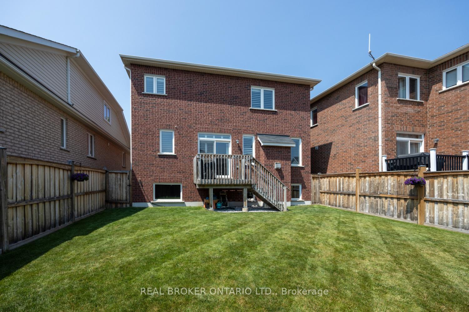 Photo 26 of 94 Sumersford Drive, Clarington, Bowmanville — HOMEH