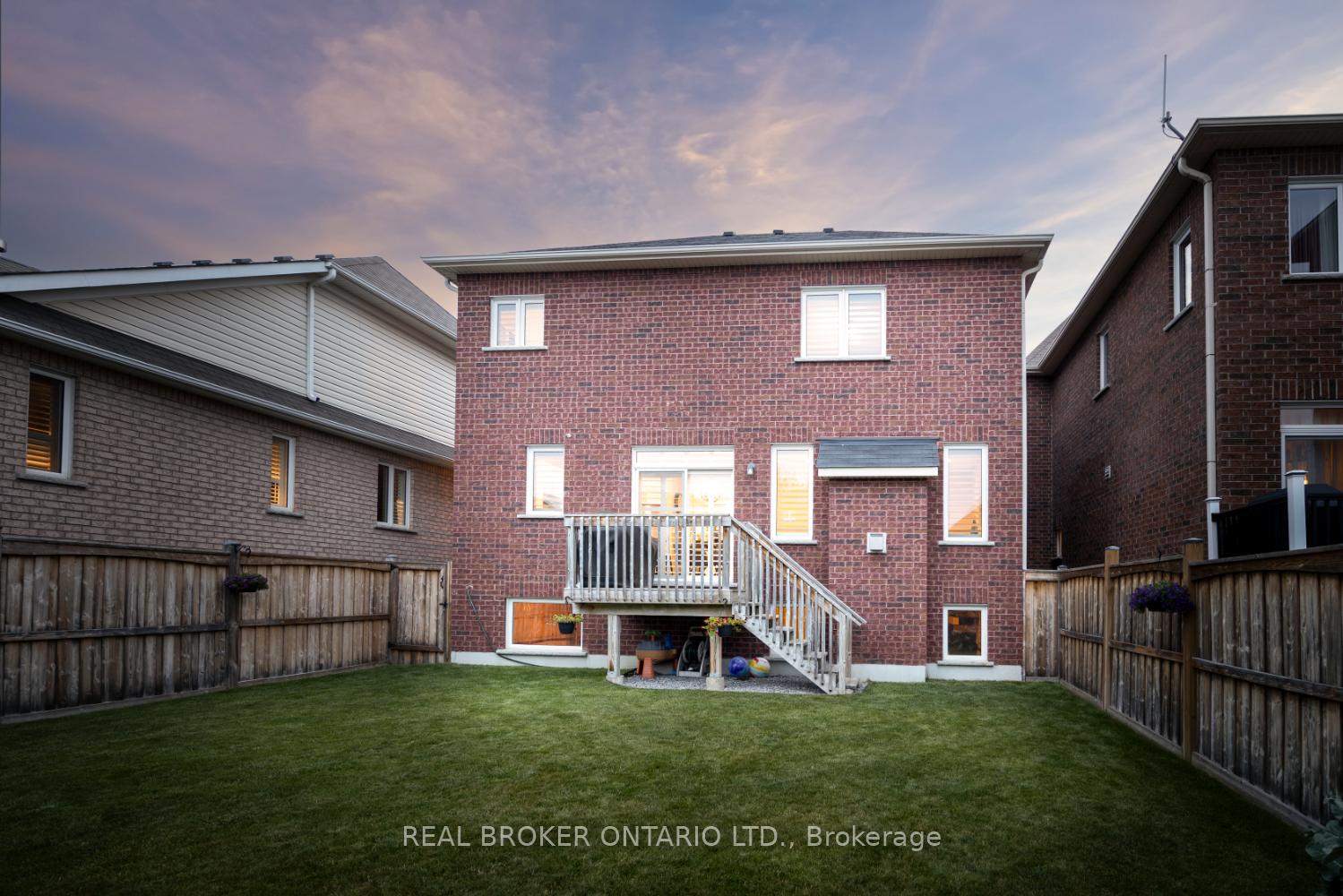 Photo 28 of 94 Sumersford Drive, Clarington, Bowmanville — HOMEH