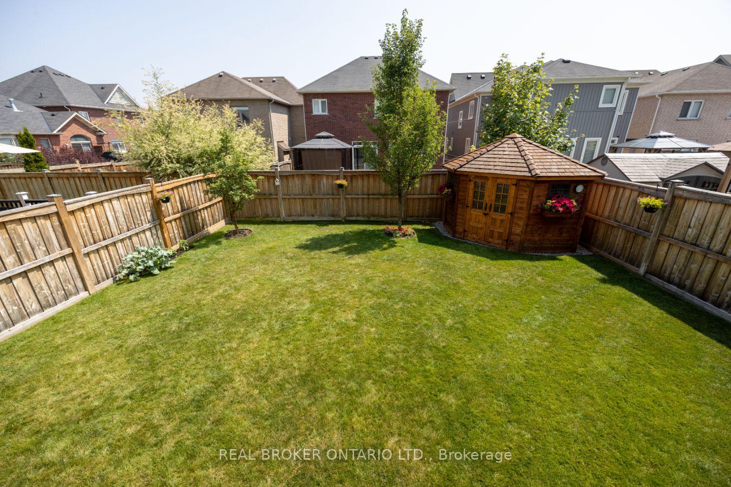 Photo 31 of 94 Sumersford Drive, Clarington, Bowmanville — HOMEH