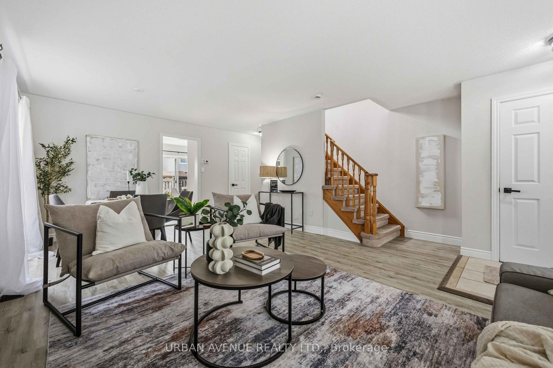 Photo 9 of 1380 Linstead Street, Oshawa, Taunton — HOMEH