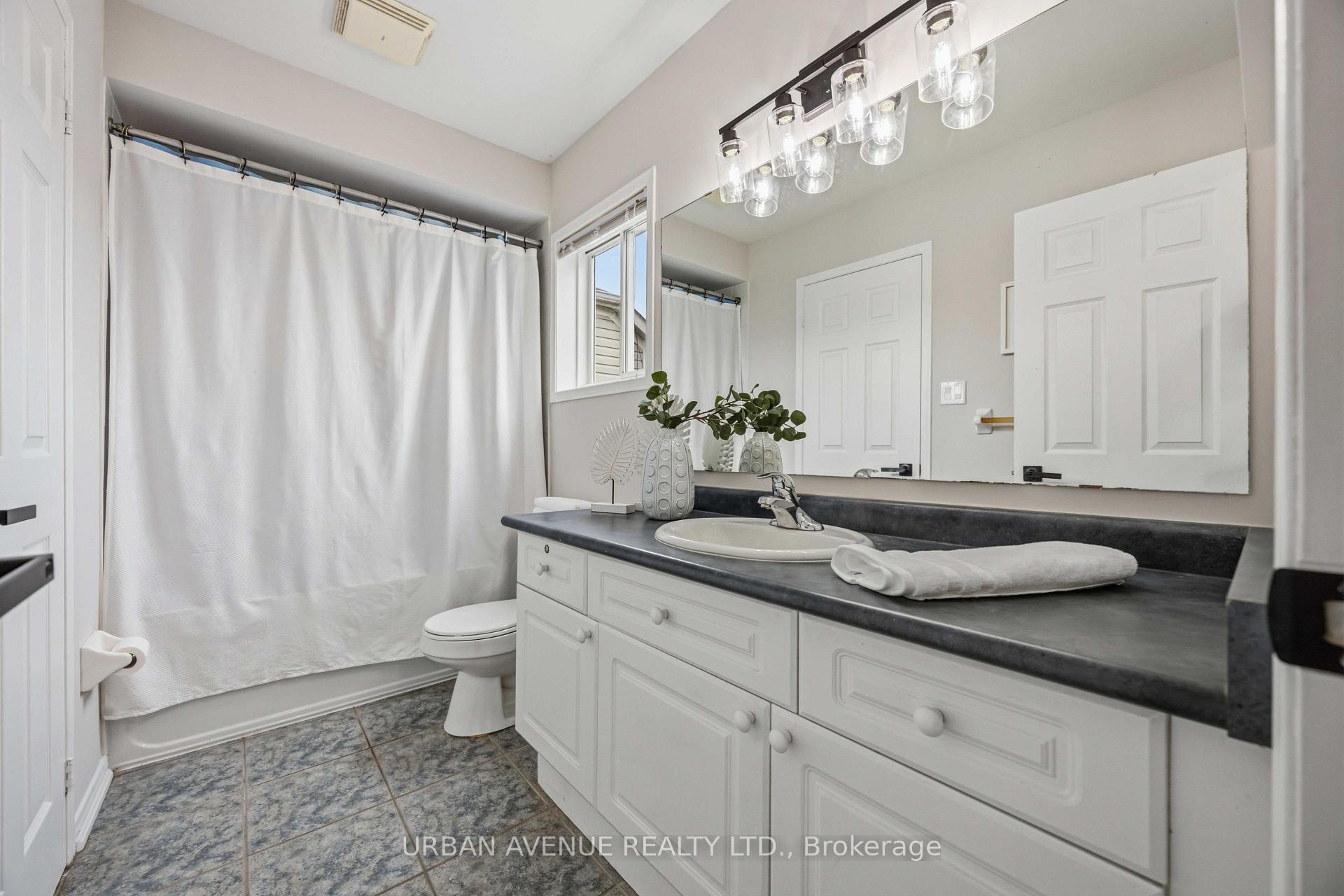 Photo 24 of 1380 Linstead Street, Oshawa, Taunton — HOMEH
