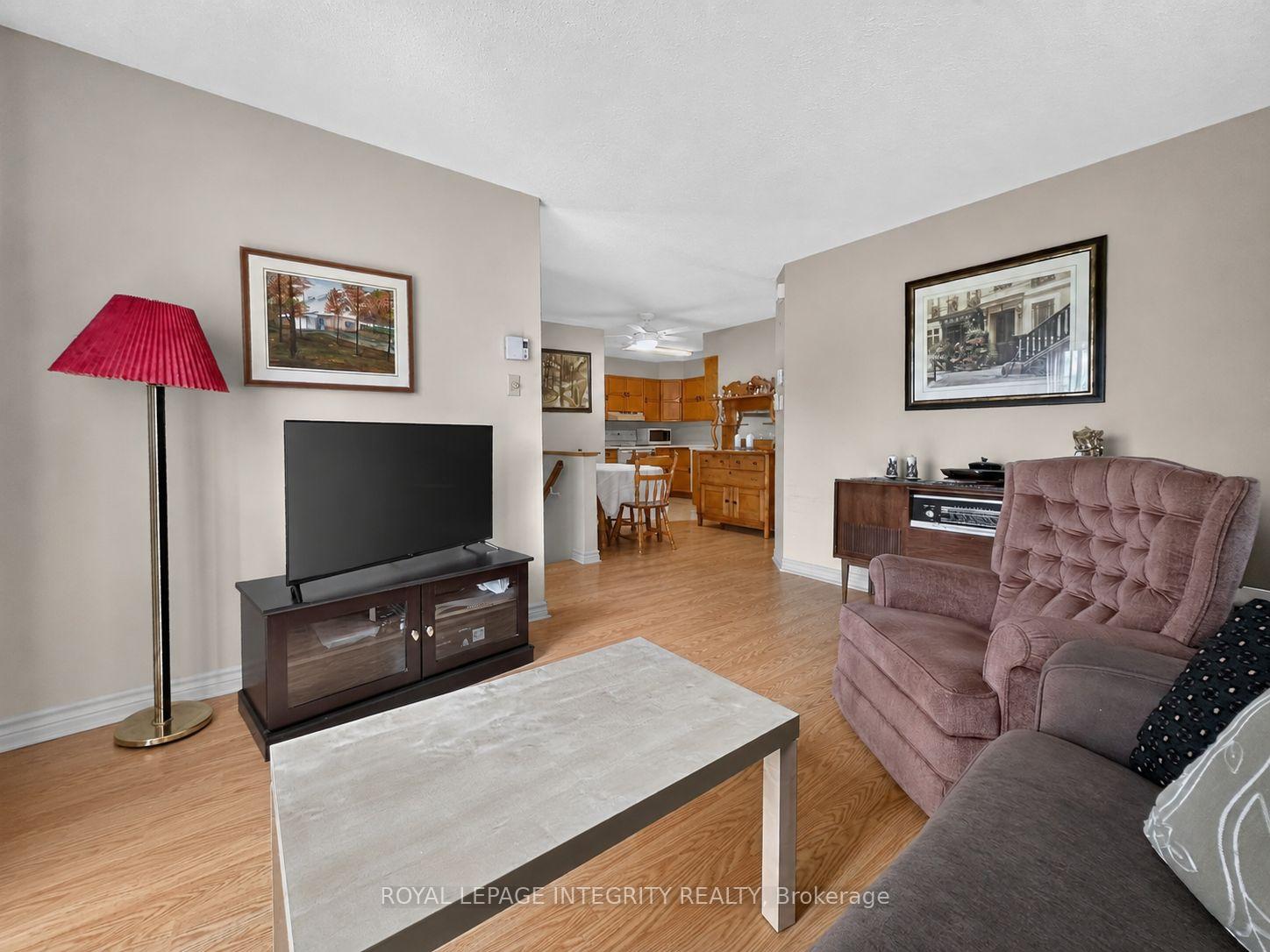 Photo 10 of Unit 106, 1720 Marsala Crescent, Ottawa, Fallingbrook/Pineridge — HOMEH