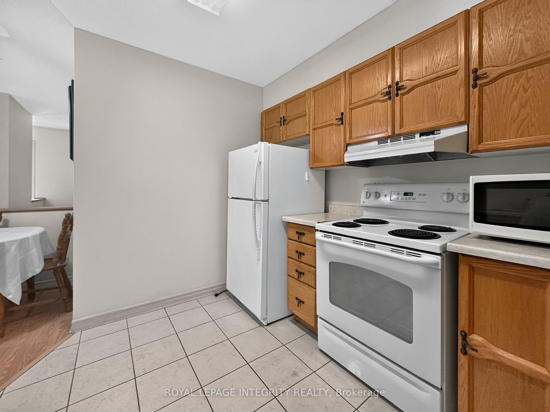 Photo 16 of Unit 106, 1720 Marsala Crescent, Ottawa, Fallingbrook/Pineridge — HOMEH