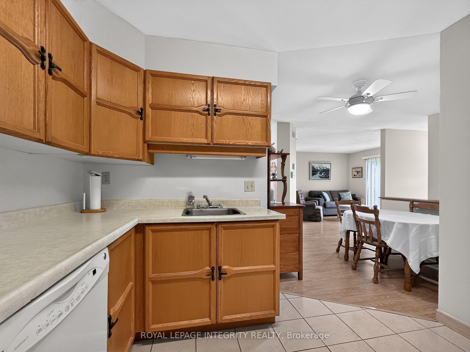 Photo 17 of Unit 106, 1720 Marsala Crescent, Ottawa, Fallingbrook/Pineridge — HOMEH