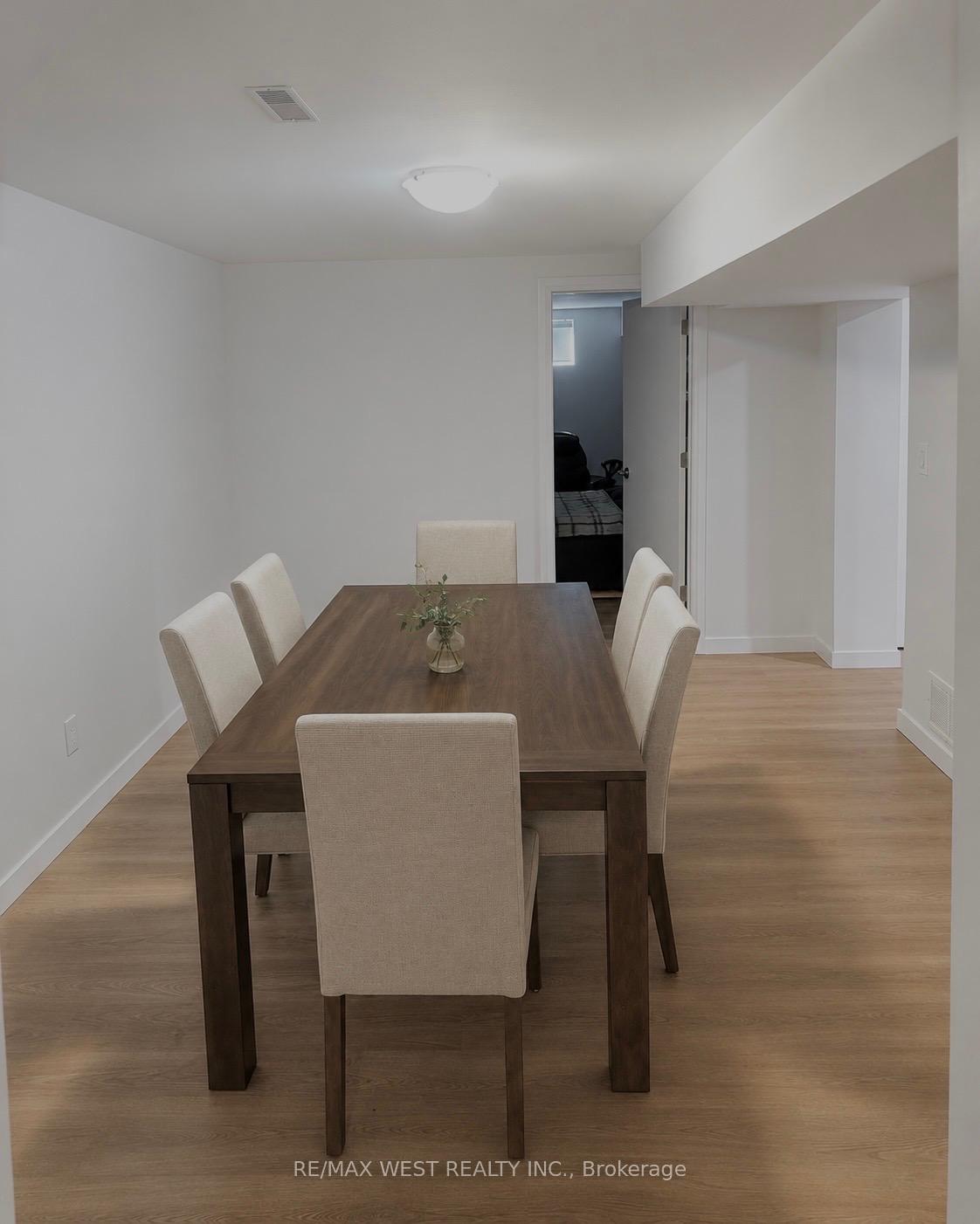 Photo 3 of Unit Lower, 41 Westroyal Road, Etobicoke, Kingsview Village-The Westway — HOMEH